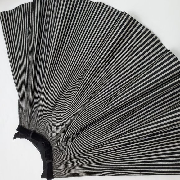 TRUE VINTAGE 1950'S STRIPED FELT SKIRT - Picture 2 of 6